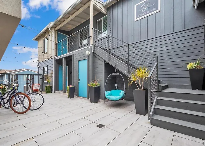 Beachside Bliss | Tower 9 Getaway Across From The Sand